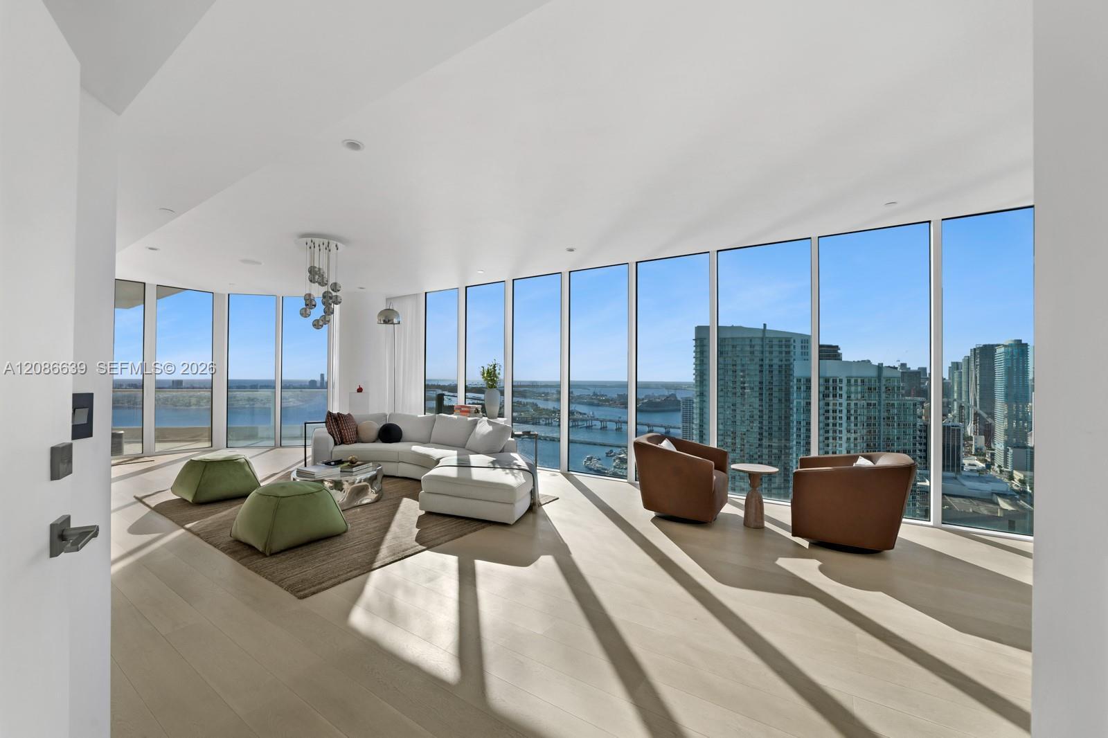 2020 N Bayshore Dr, Miami FL 33137 photo 2