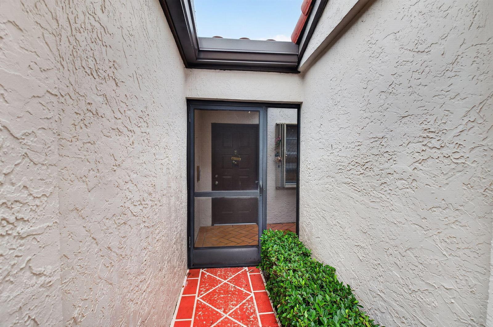 6367 Pointe Pleasant Circle, Delray Beach FL 33484 photo 3