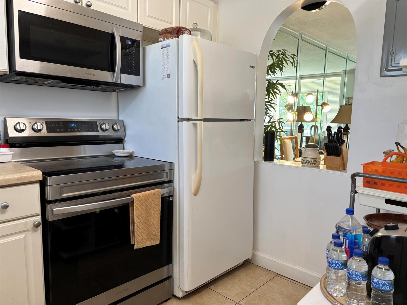 2721 N Pine Island Road # 204, Sunrise FL 33322 photo 3