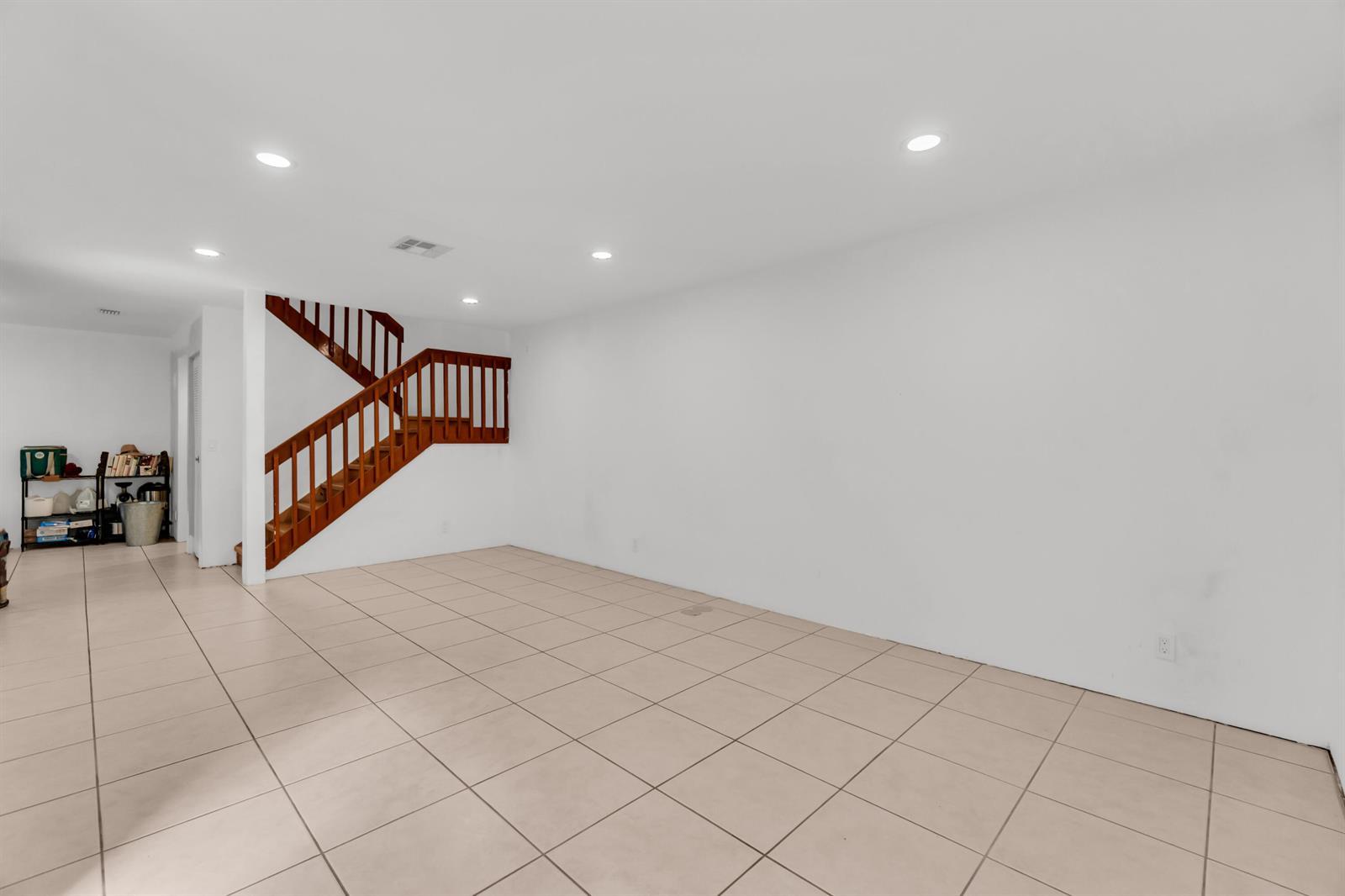 2517 NW 99th Avenue, Coral Springs FL 33065 photo 5