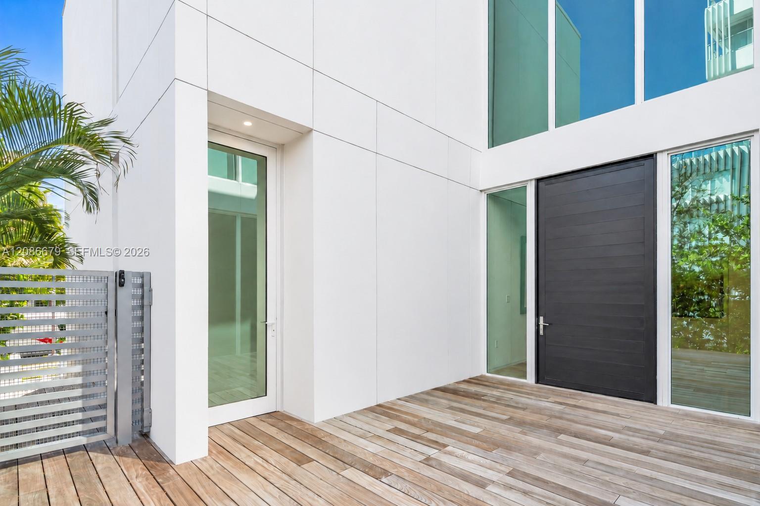 1011 W 48th St # 8, Miami Beach FL 33140 photo 4