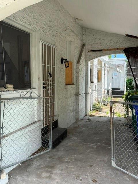 3322 SW 9th St, Miami FL 33135 photo 3