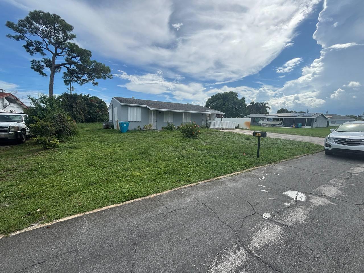 420 NW 9TH Avenue, Boynton Beach FL 33435 photo 2