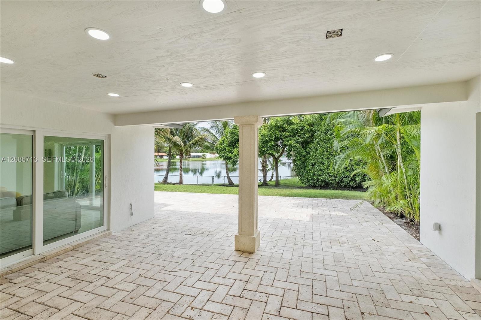 7111 Bamboo St, Miami Lakes FL 33014 photo 3