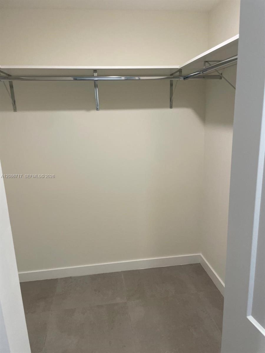 16395 Biscayne Blvd # 216, North Miami Beach FL 33160 photo 3