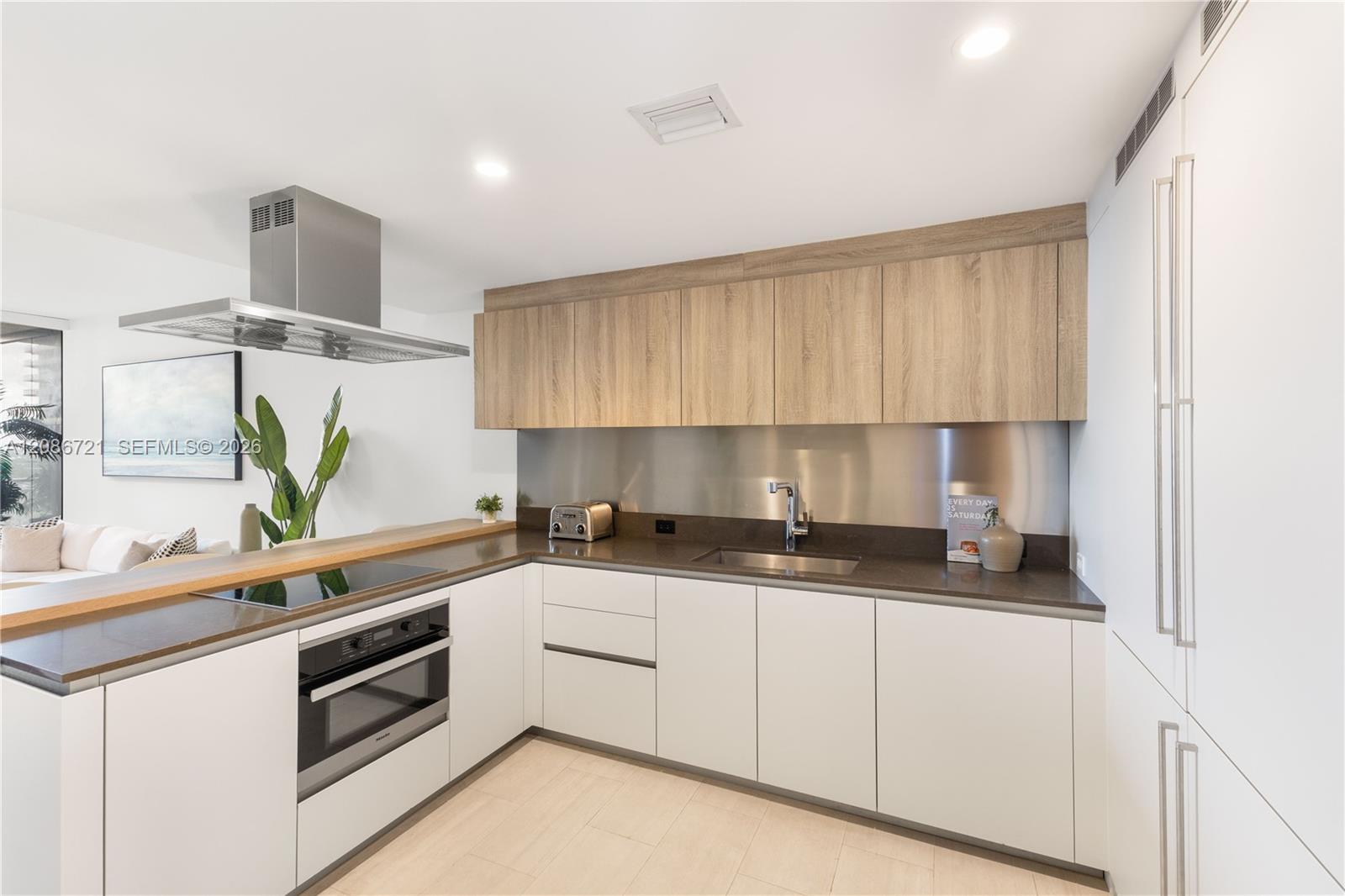 1000 Brickell Plaza # 2704, Miami FL 33131 photo 5