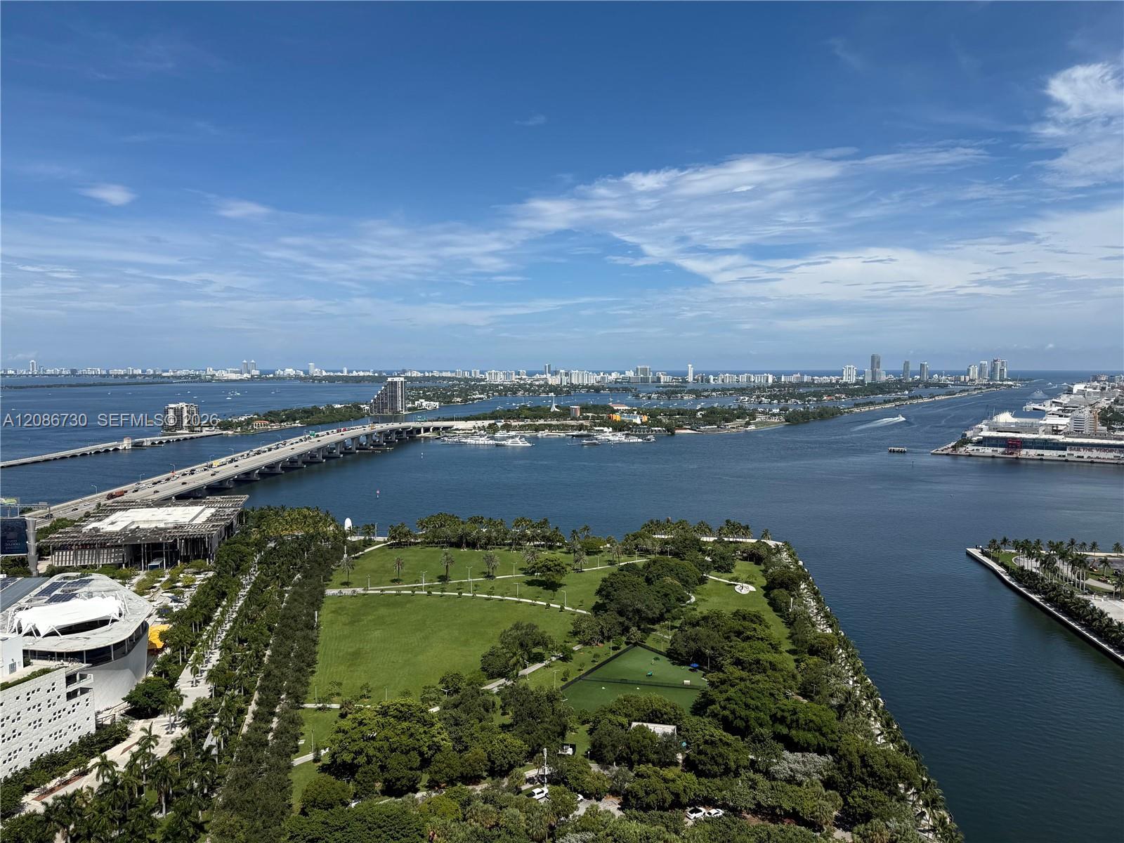 900 Biscayne Blvd # 3502, Miami FL 33132