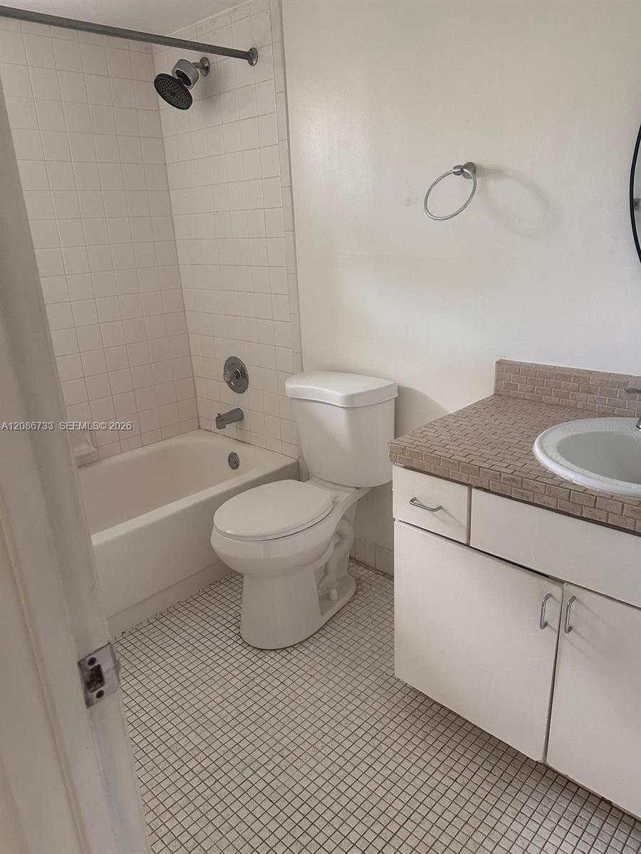 9103 SW 137th Ter # 4, Miami FL 33176 photo 3