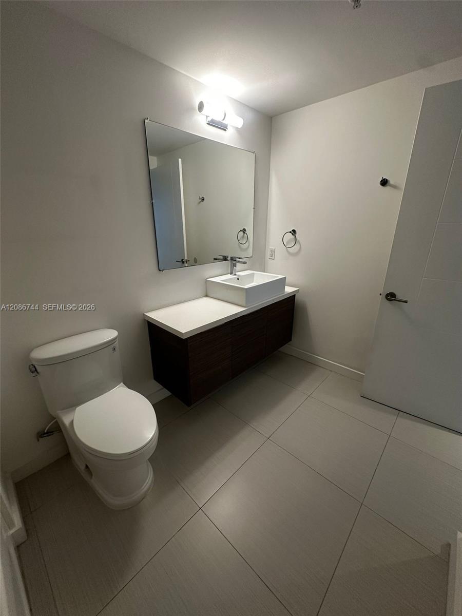 1010 SW 2nd Ave # 1005, Miami FL 33130 photo 4