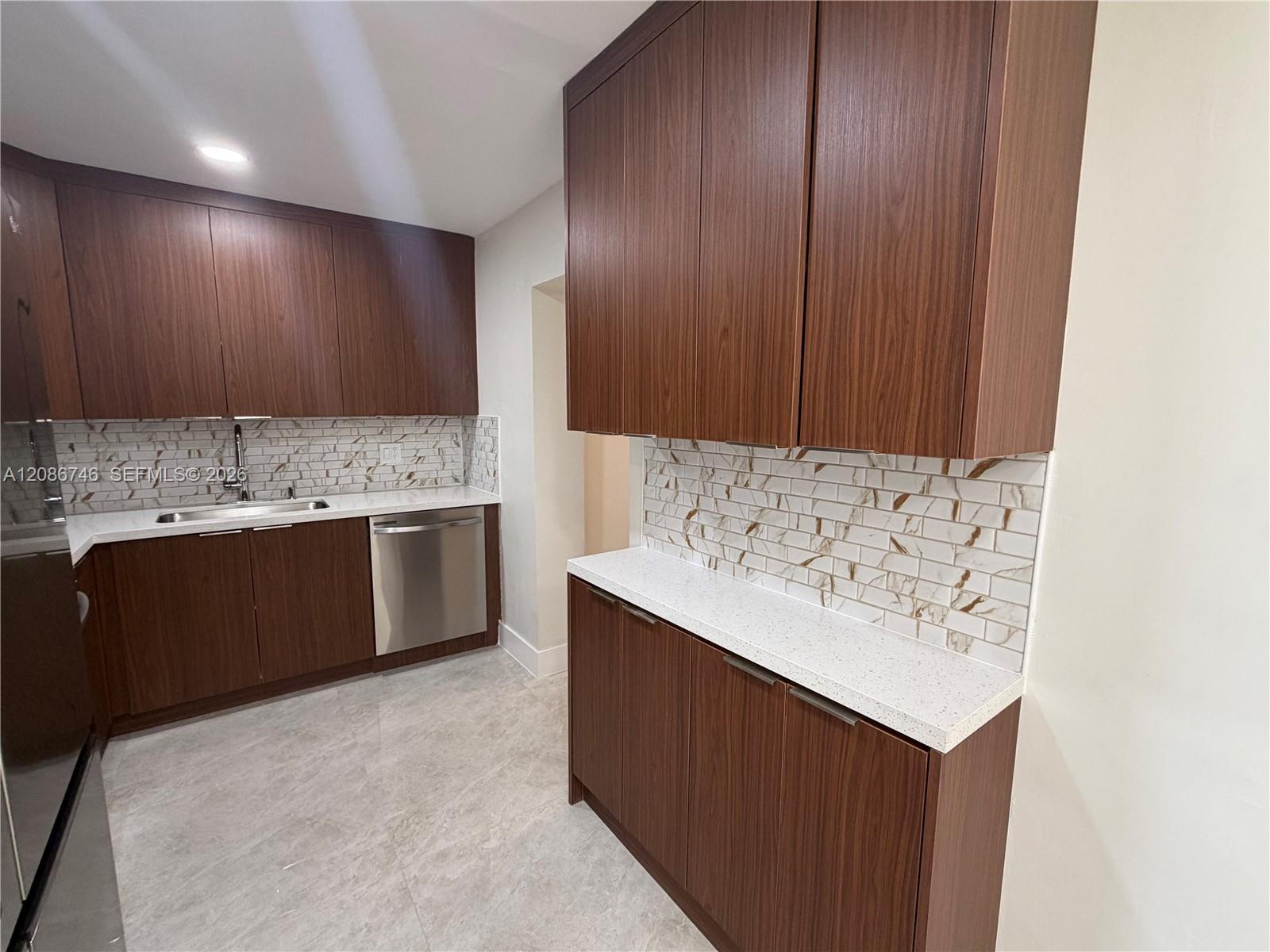 1610 N 70th Ave, Hollywood FL 33024 photo 5