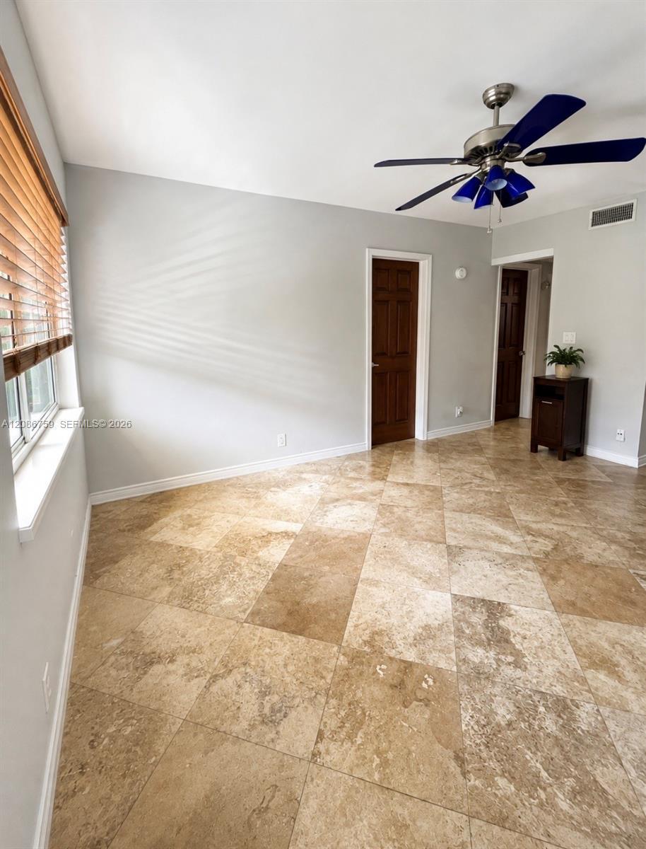 1000 SE 15th St # 205, Fort Lauderdale FL 33316 photo 3