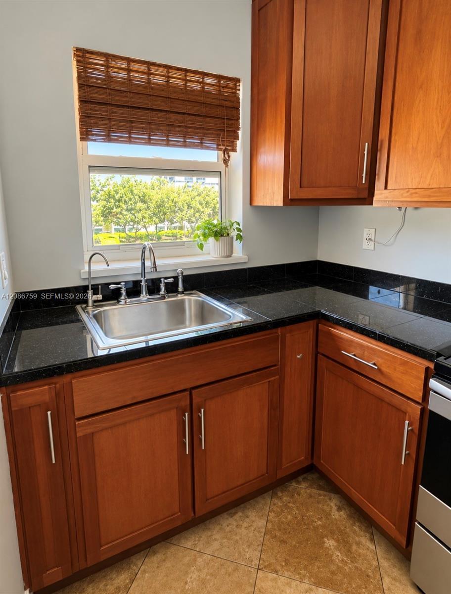1000 SE 15th St # 205, Fort Lauderdale FL 33316 photo 5