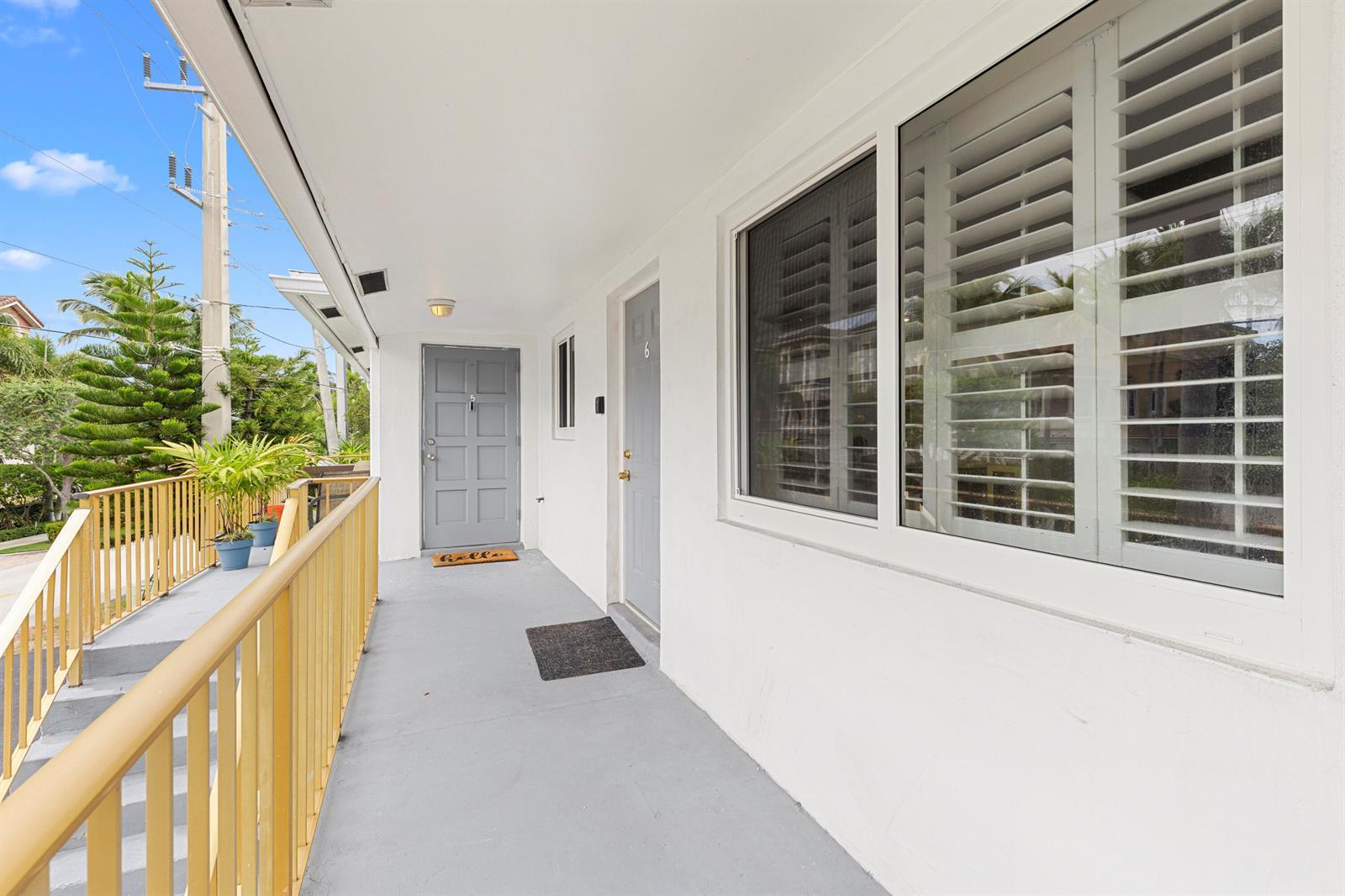 1907 NE 4TH Street # 6, Deerfield Beach FL 33441 photo 2