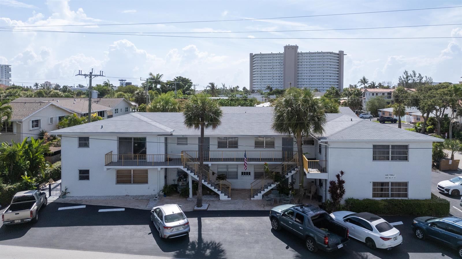1907 NE 4TH Street # 6, Deerfield Beach FL 33441 photo 3