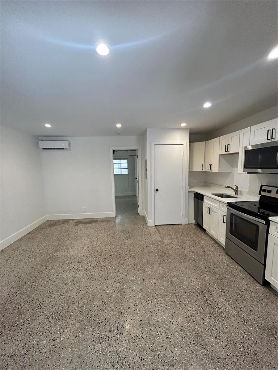 820 N Victoria Park Road # 4, Fort Lauderdale FL 33304 photo 2