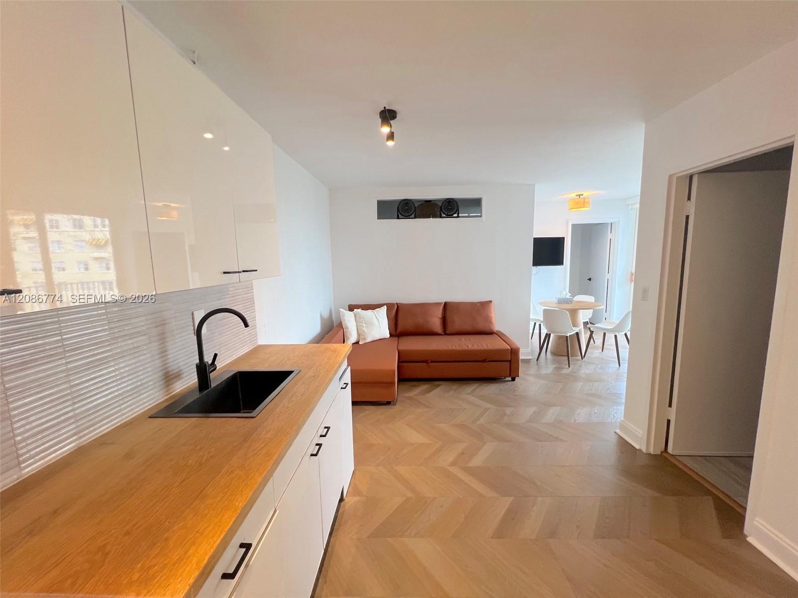 1255 Collins Ave # 604, Miami Beach FL 33139 photo 2