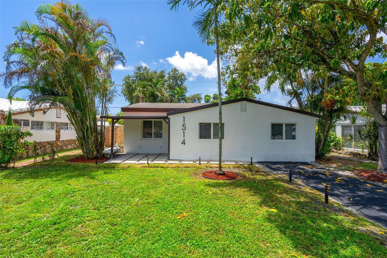 1514 NE 176th St # 0, North Miami Beach FL 33162