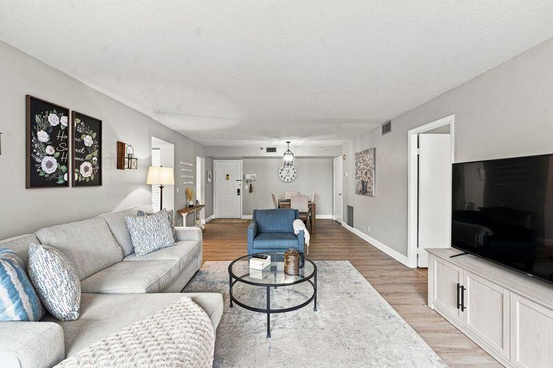 5260 NW 2nd Avenue Unit 204, Boca Raton FL 33487 photo 2