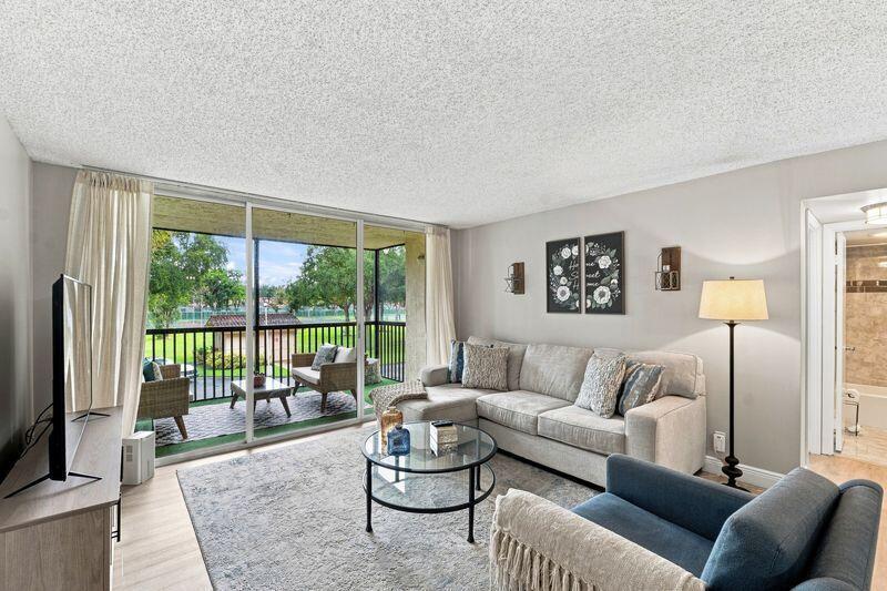 5260 NW 2nd Avenue Unit 204, Boca Raton FL 33487 photo 4
