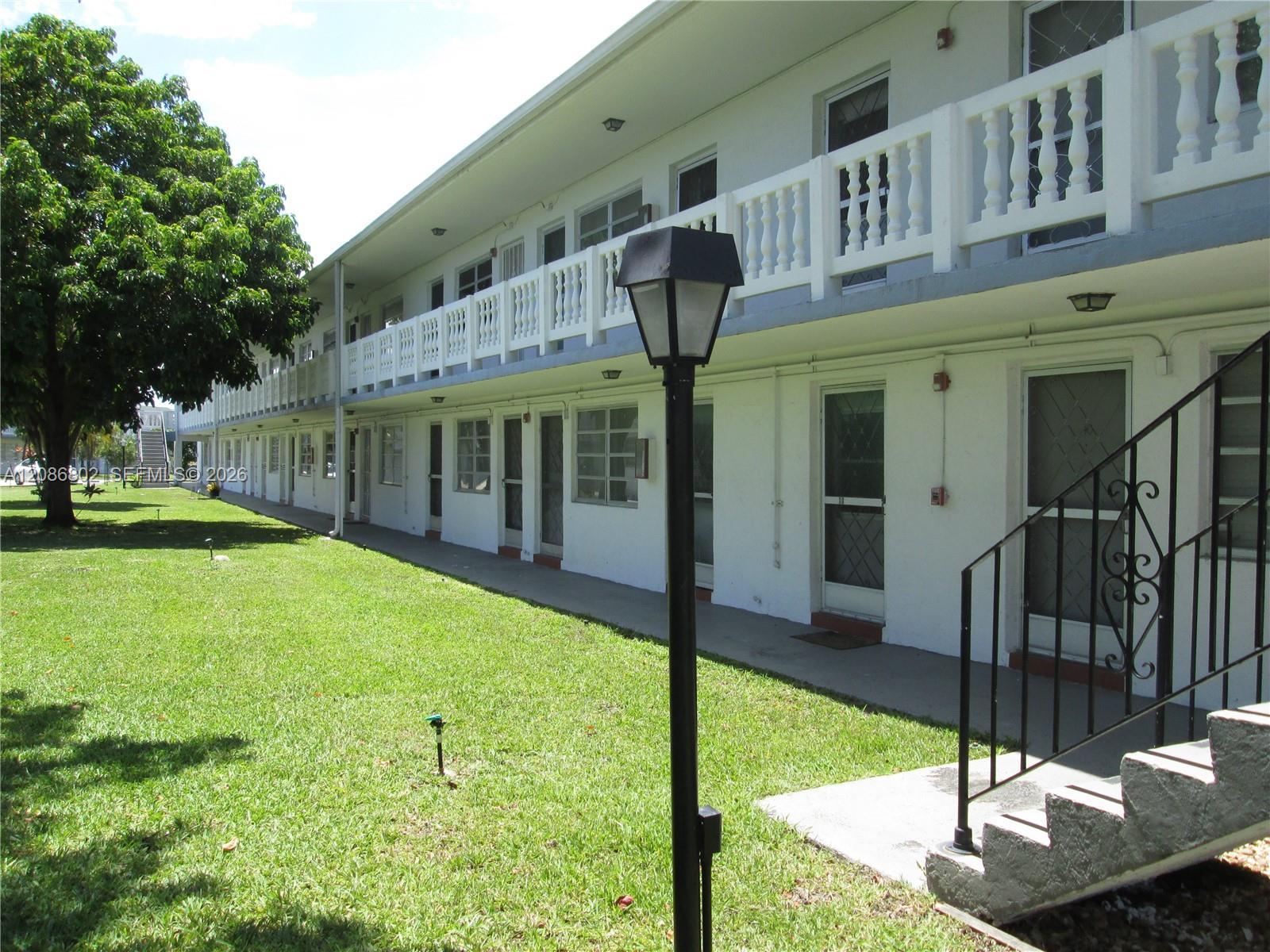 15 NW 204th St # 17, Miami Gardens FL 33169 photo 2