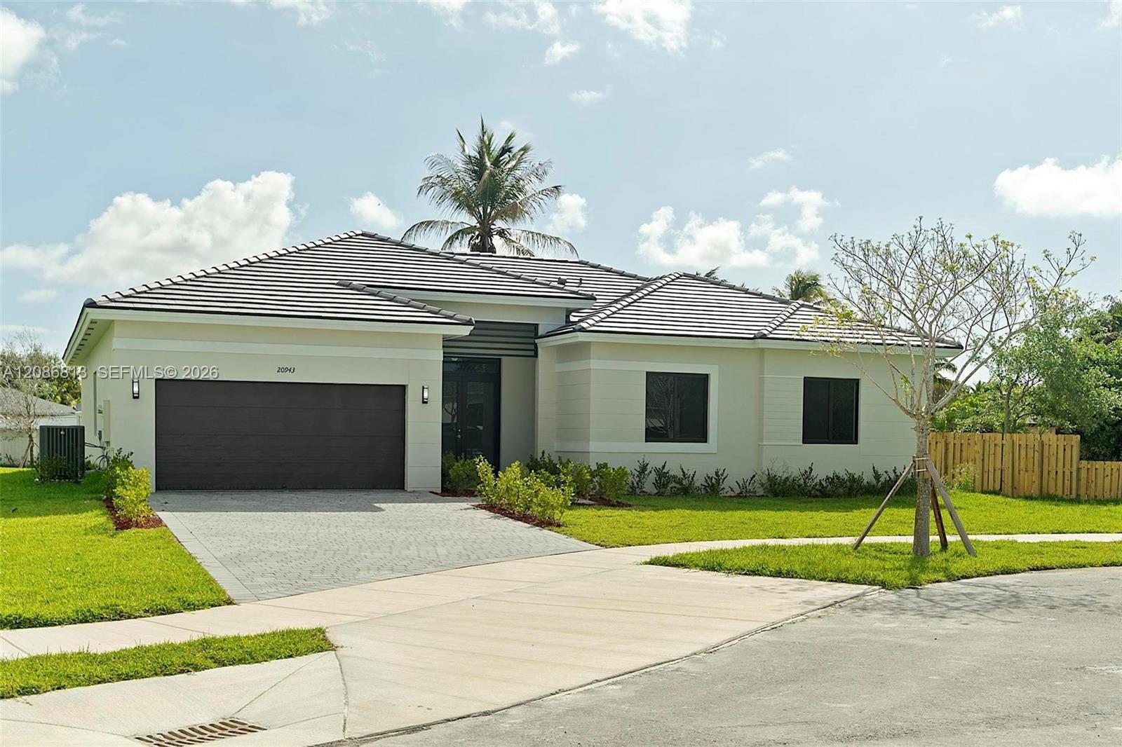 20943 SW 96th Ct, Cutler Bay FL 33189 photo 4