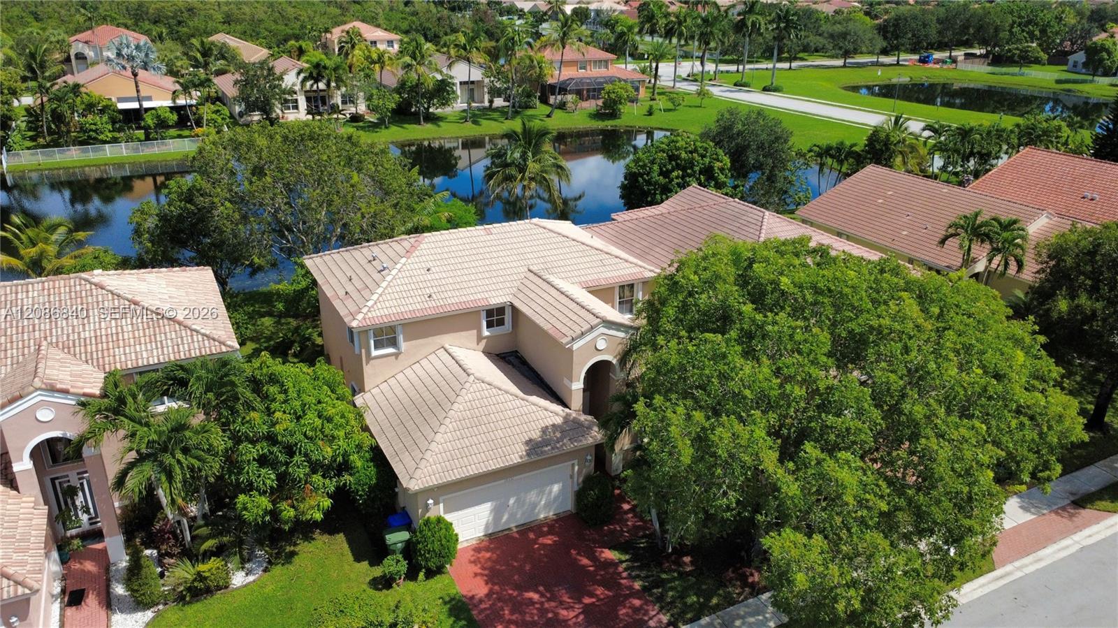 19331 SW 15th St, Pembroke Pines FL 33029 photo 3