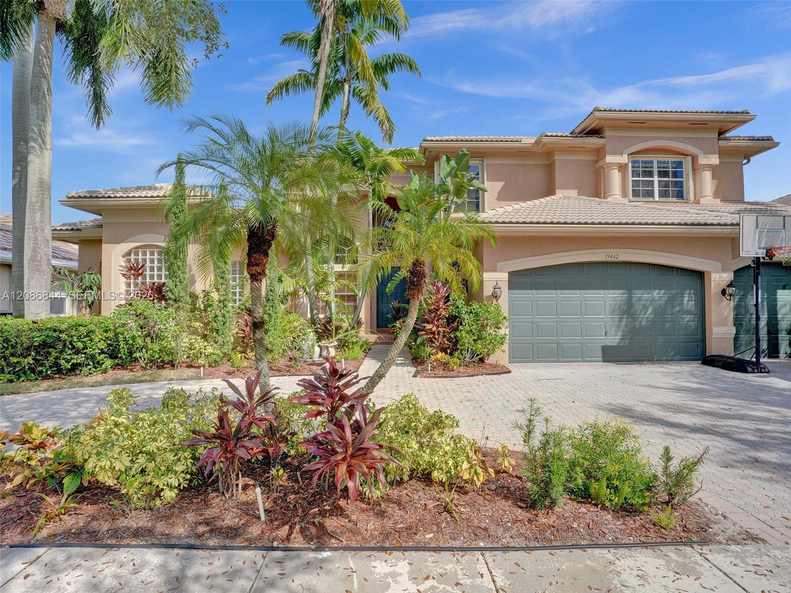 19462 Saturnia Lakes Dr, Boca Raton FL 33498