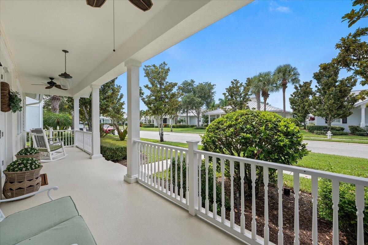 1162 Tropical Drive, Jupiter FL 33458 photo 2