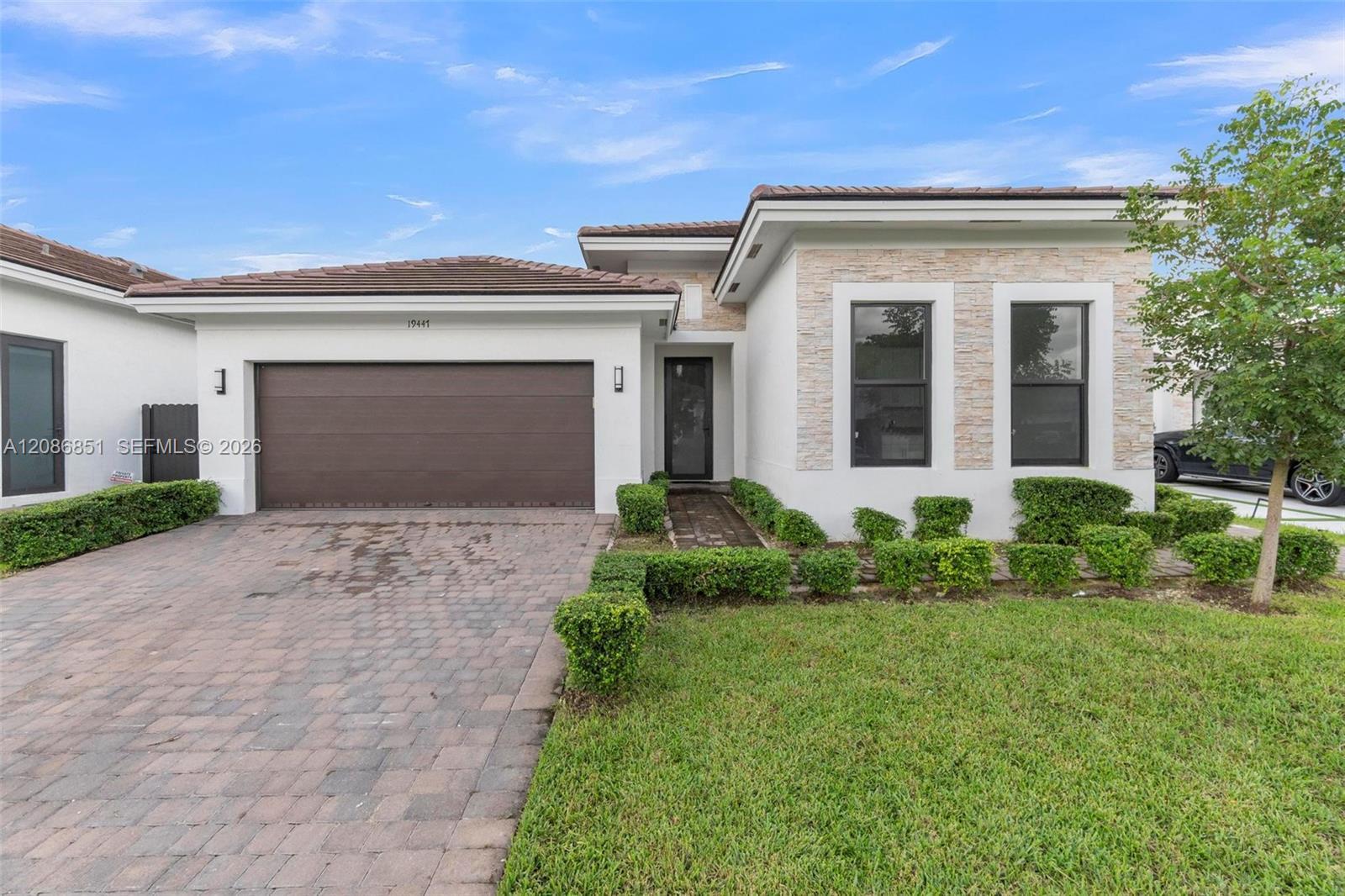 19447 SW 124th Ct, Miami FL 33177 photo 3