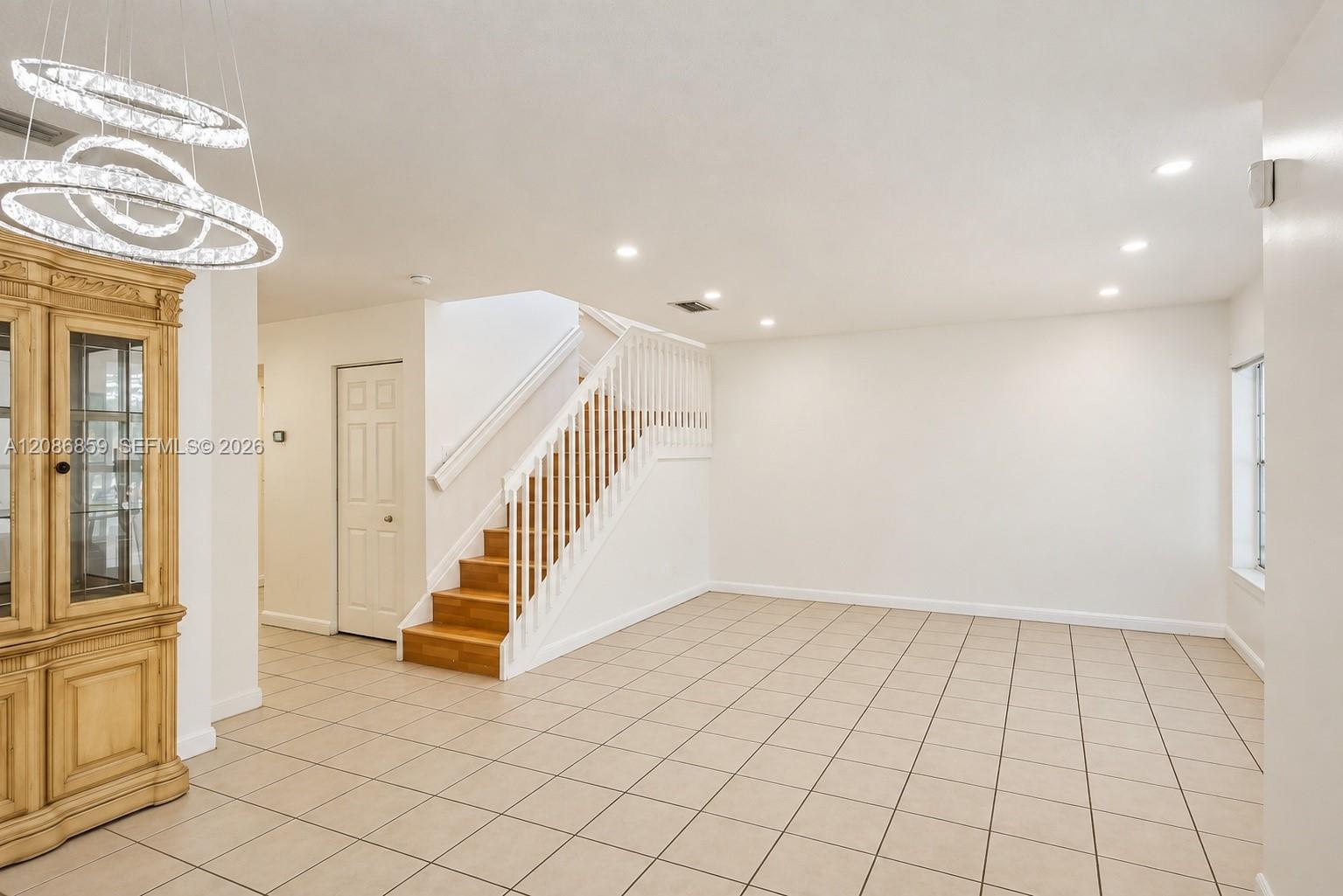 16525 SW 97th Ter, Miami FL 33196 photo 5