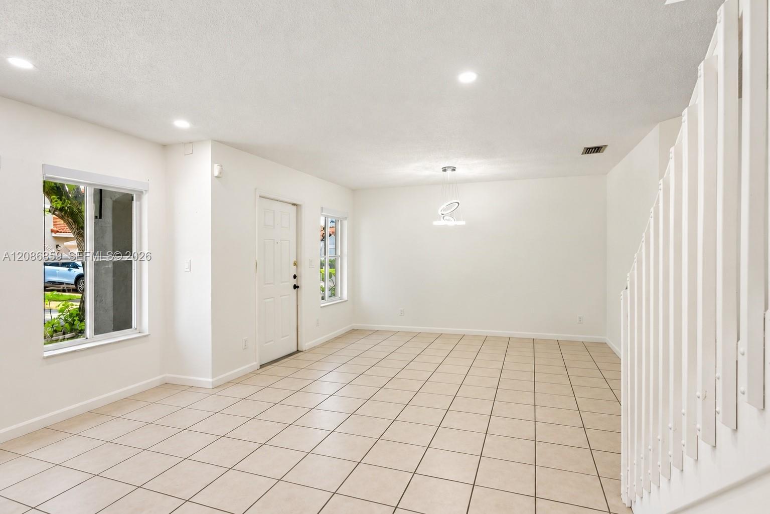 16525 SW 97th Ter, Miami FL 33196 photo 4
