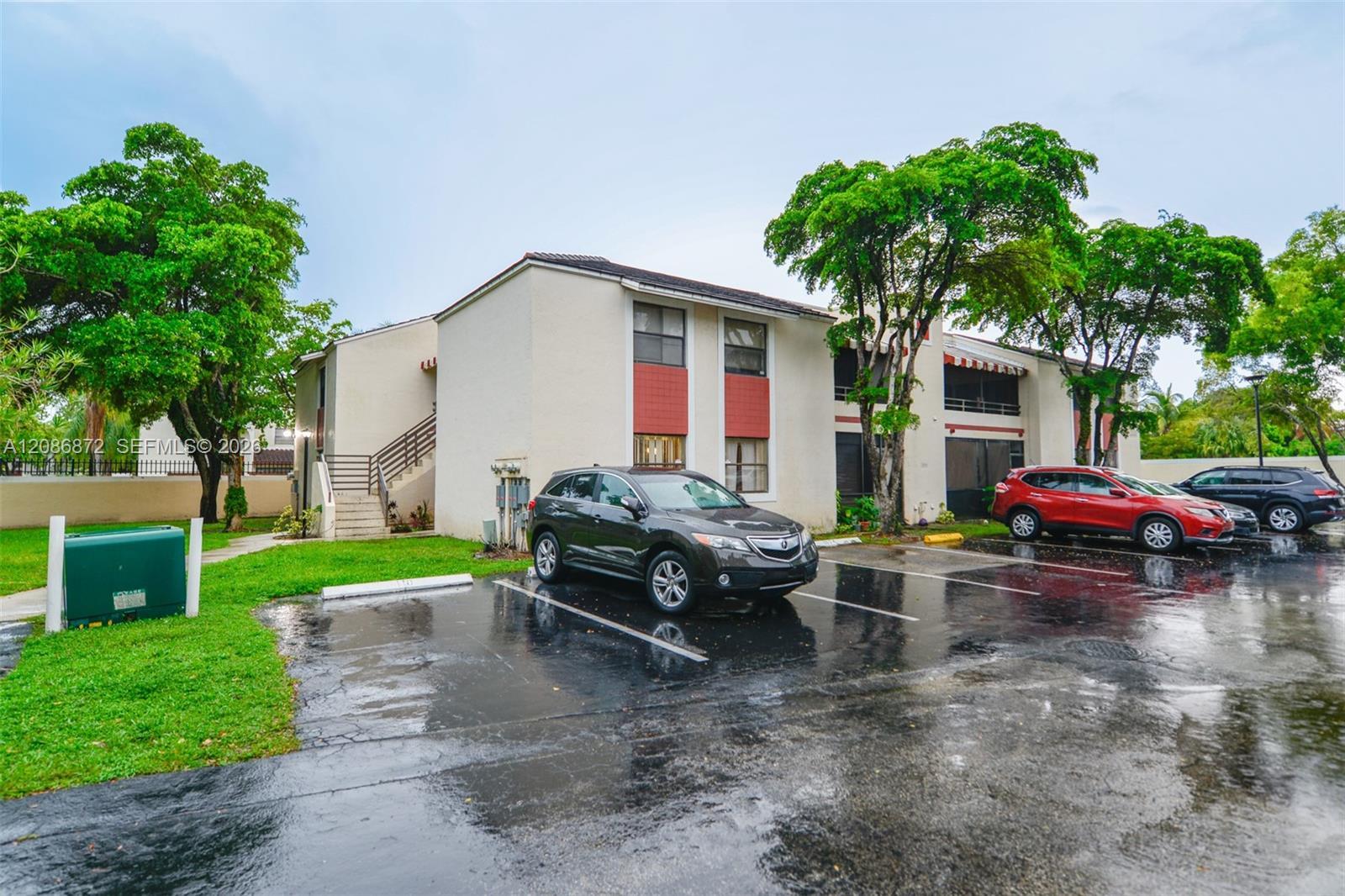20005 NE 3rd Ct # 3, Miami FL 33179 photo 2