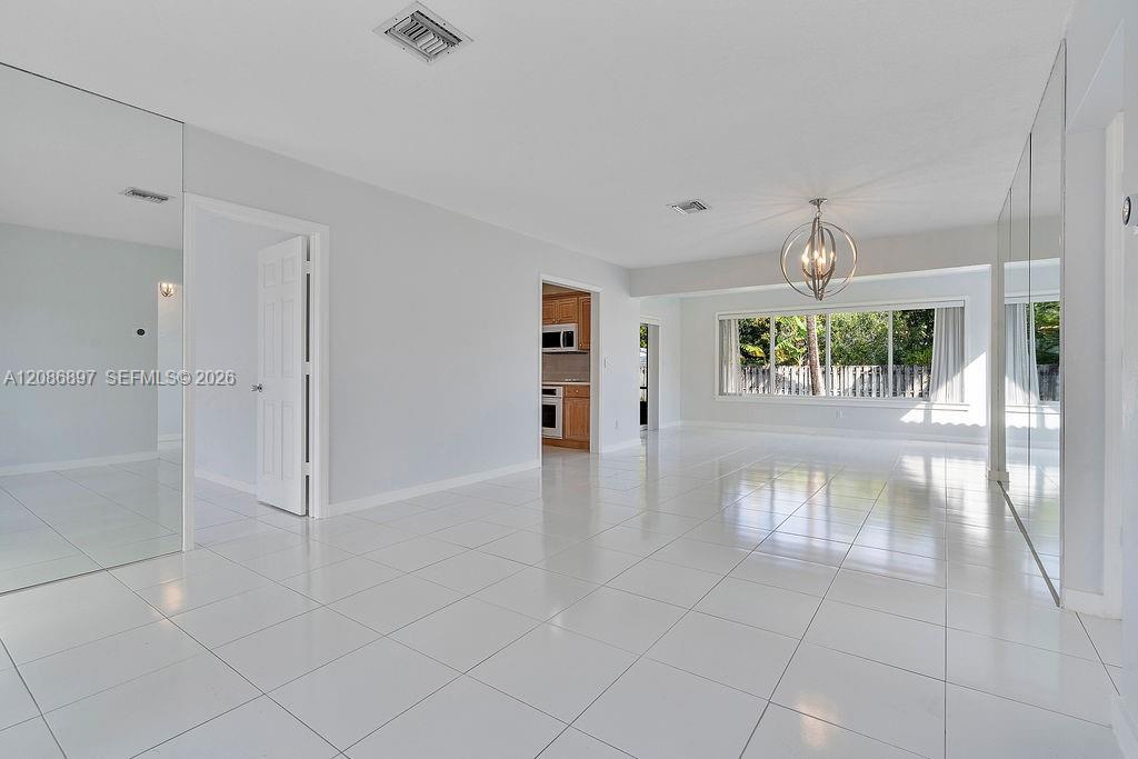 2475 NE 214th St, Aventura FL 33180 photo 5