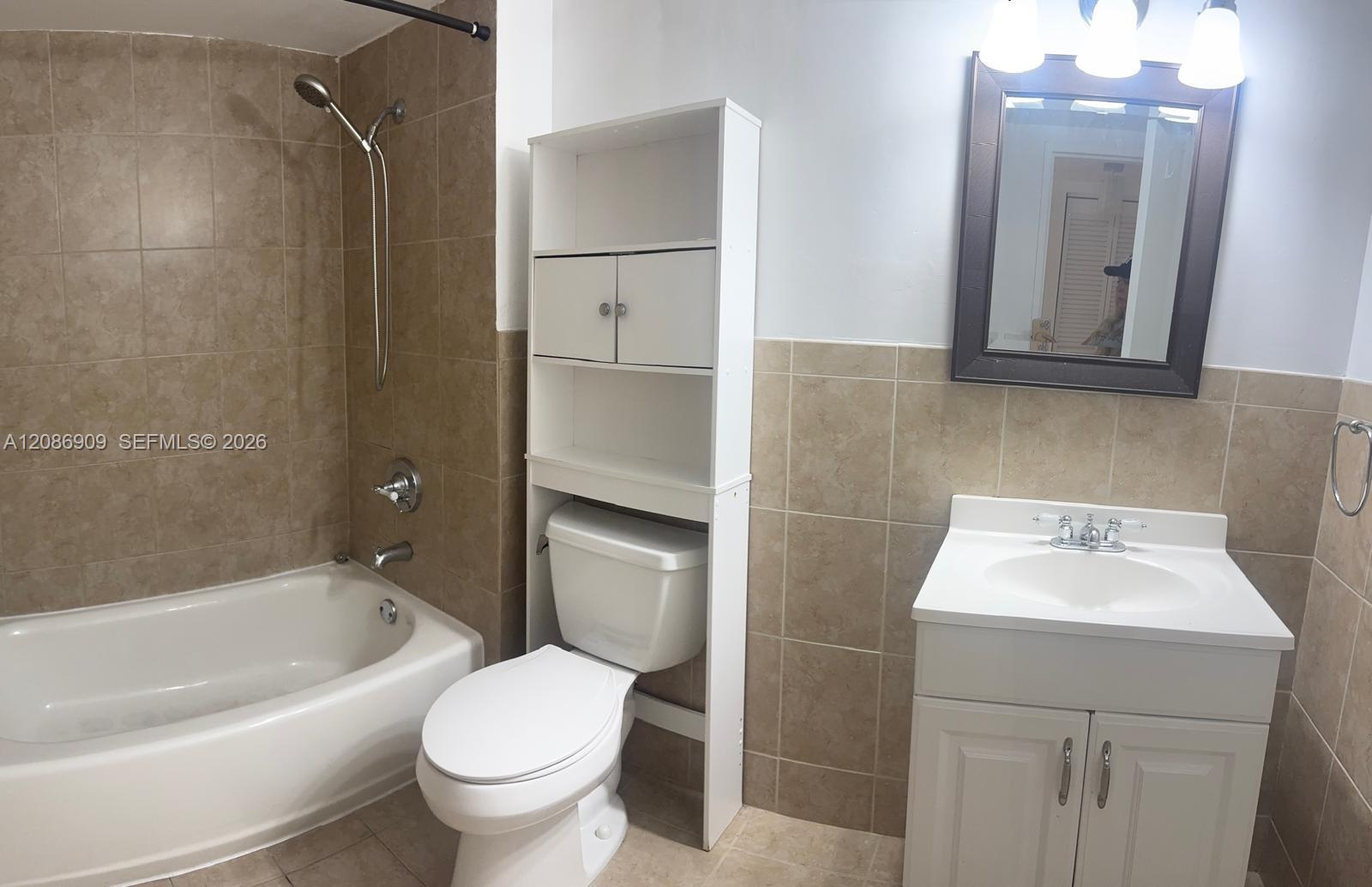 4610 NW 79th Ave # 2C, Doral FL 33166 photo 2
