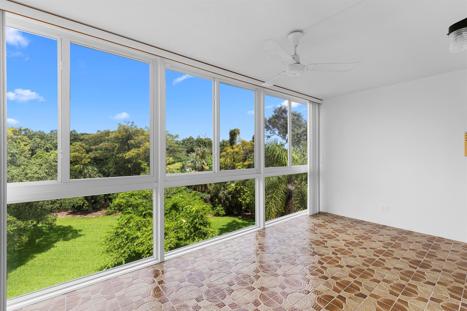 4062 OAKRIDGE F # 4062, Deerfield Beach FL 33442