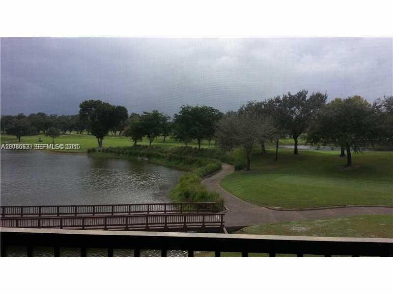 3001 W Rolling Hills Cir # 407, Davie FL 33328