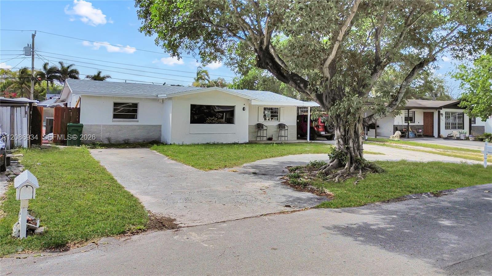 5220 SW 57th St, Davie FL 33314 photo 3