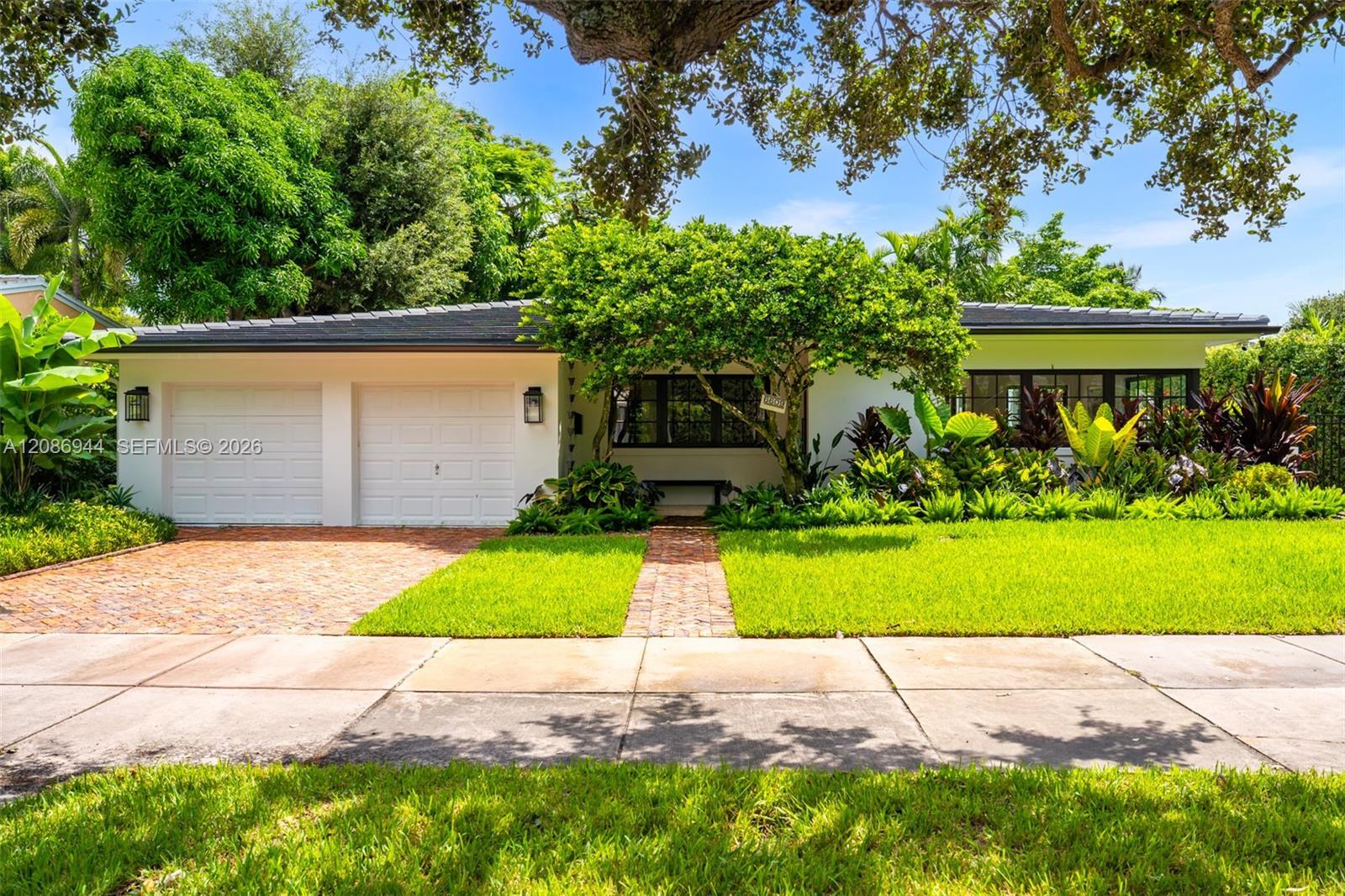 6609 Maynada St, Coral Gables FL 33146
