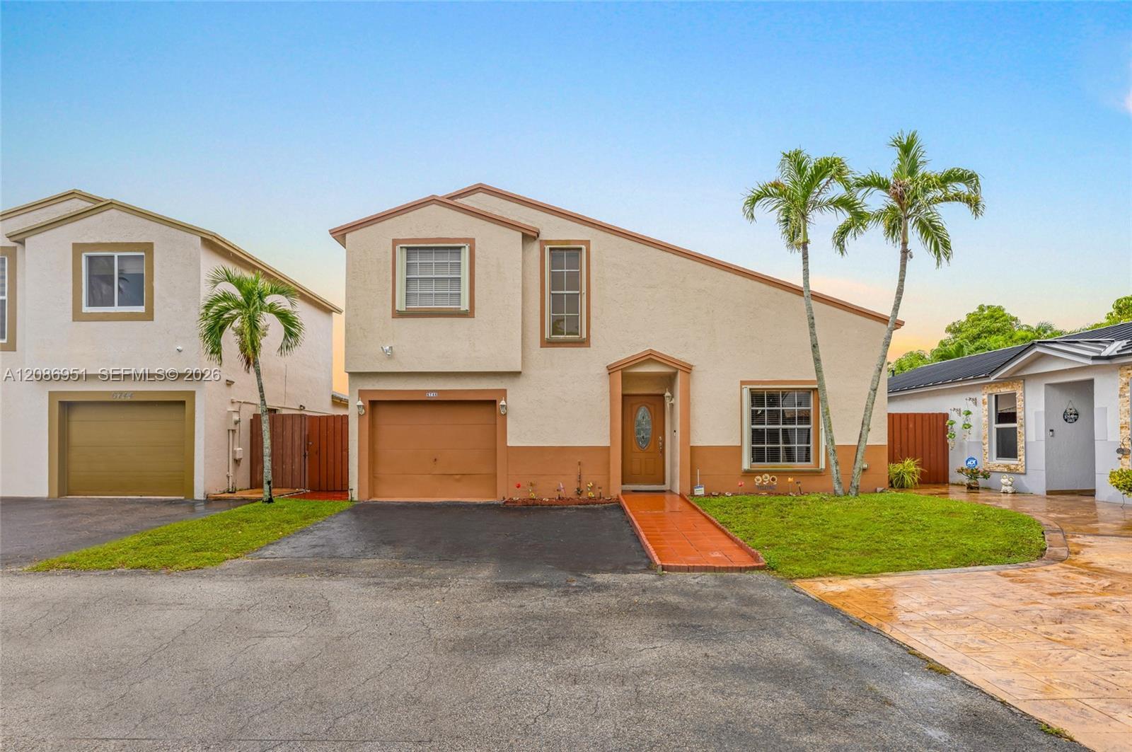 6746 NW 199th St, Hialeah FL 33015