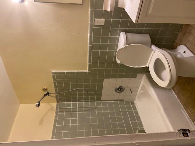 705 11TH Street # 6, West Palm Beach FL 33401 photo 2