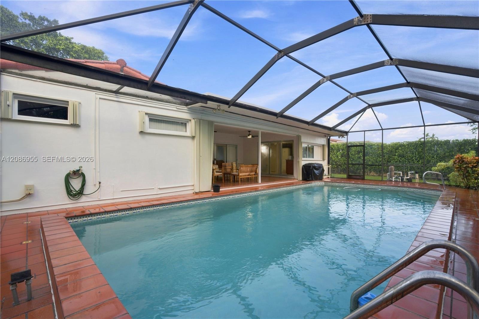 1811 SW 99th Ave, Miami FL 33165 photo 3