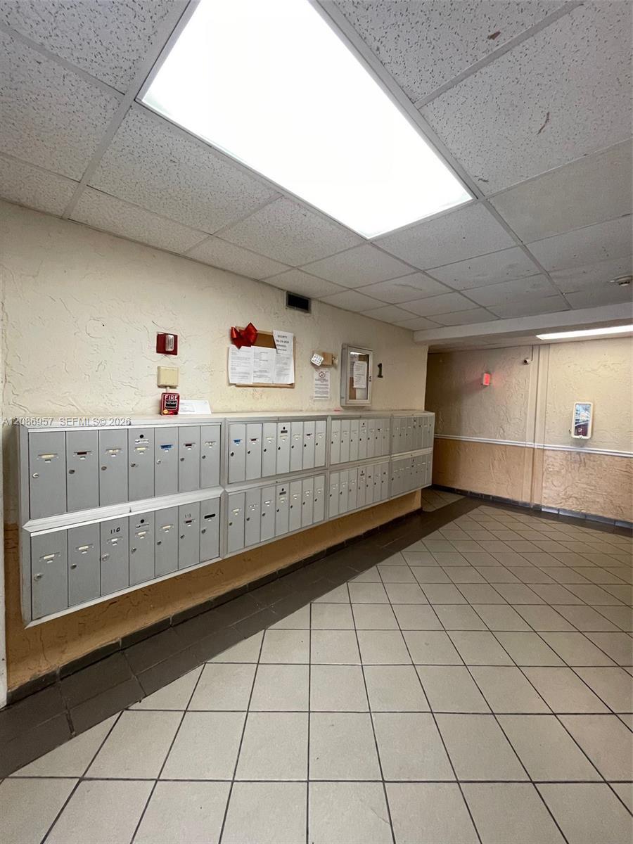 5625 W 20th Ave # 215, Hialeah FL 33012 photo 2