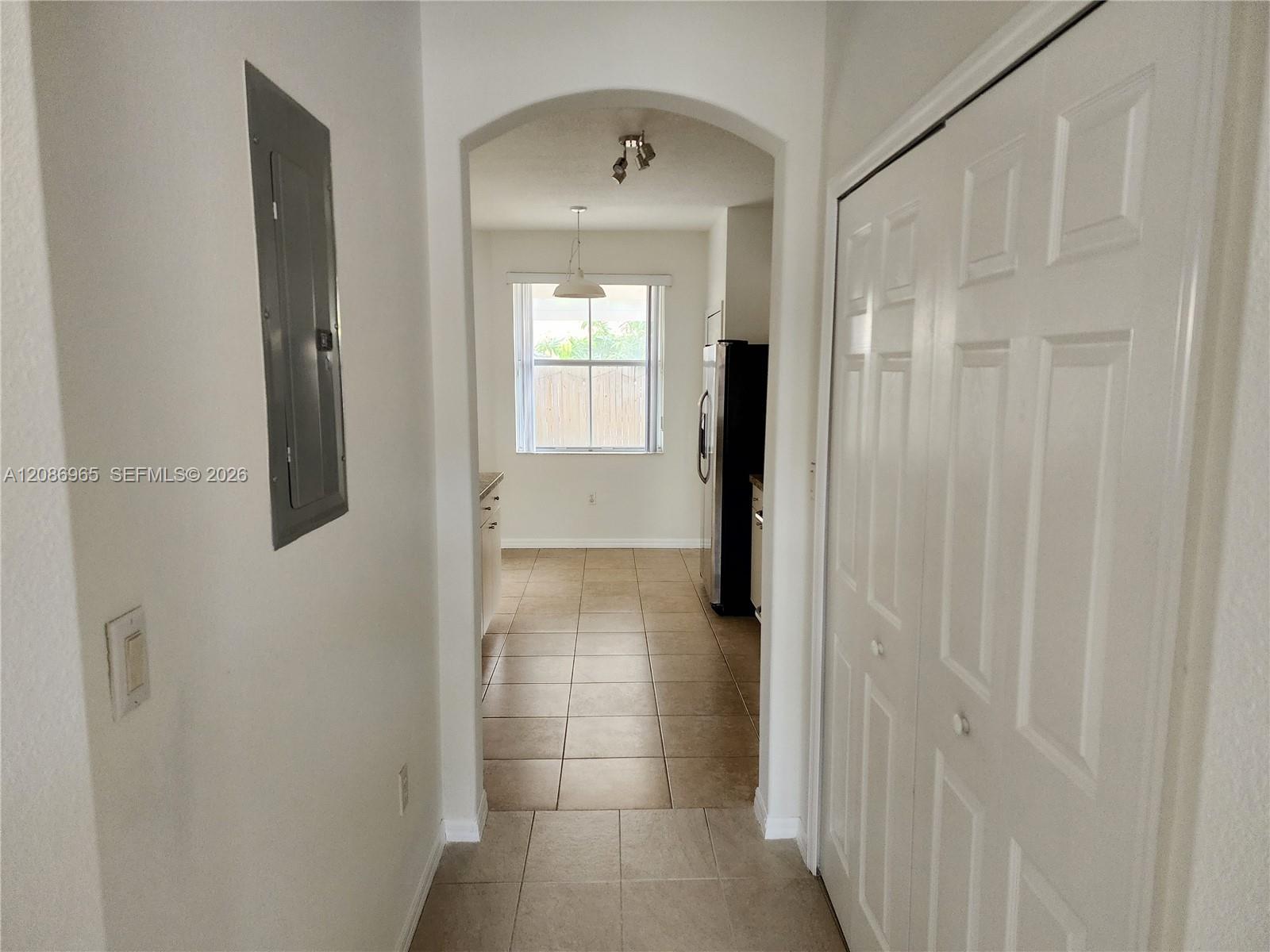 10831 SW 240th Ln, Homestead FL 33032 photo 5