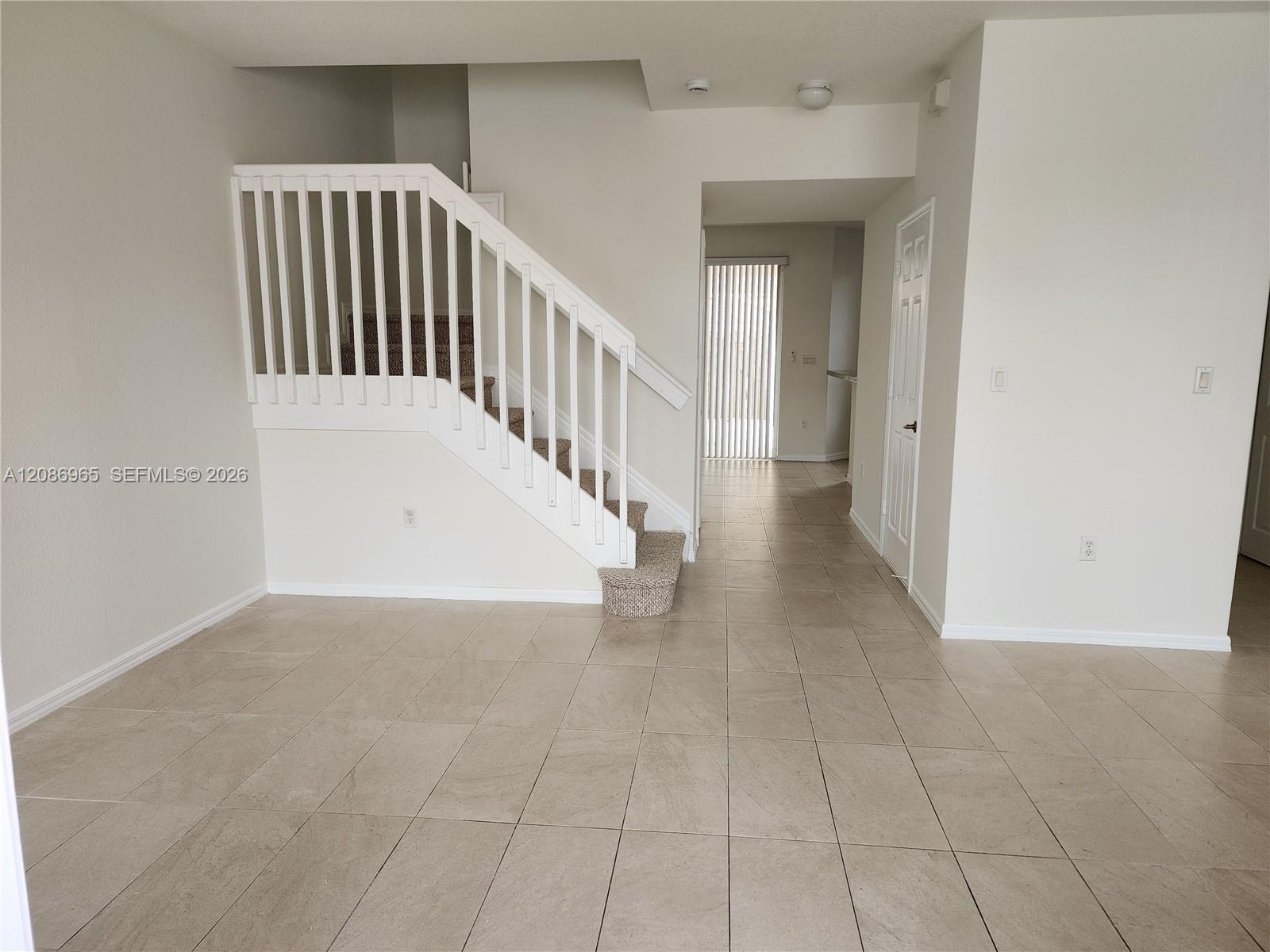 10831 SW 240th Ln, Homestead FL 33032 photo 4