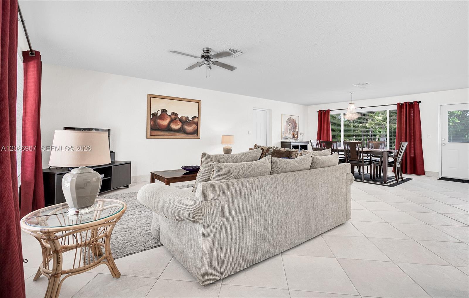 1031 SE 14th Dr, Deerfield Beach FL 33441 photo 4