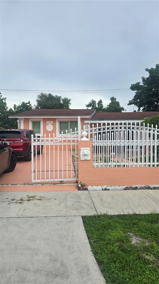 2911 NW 163rd St, Miami Gardens FL 33054