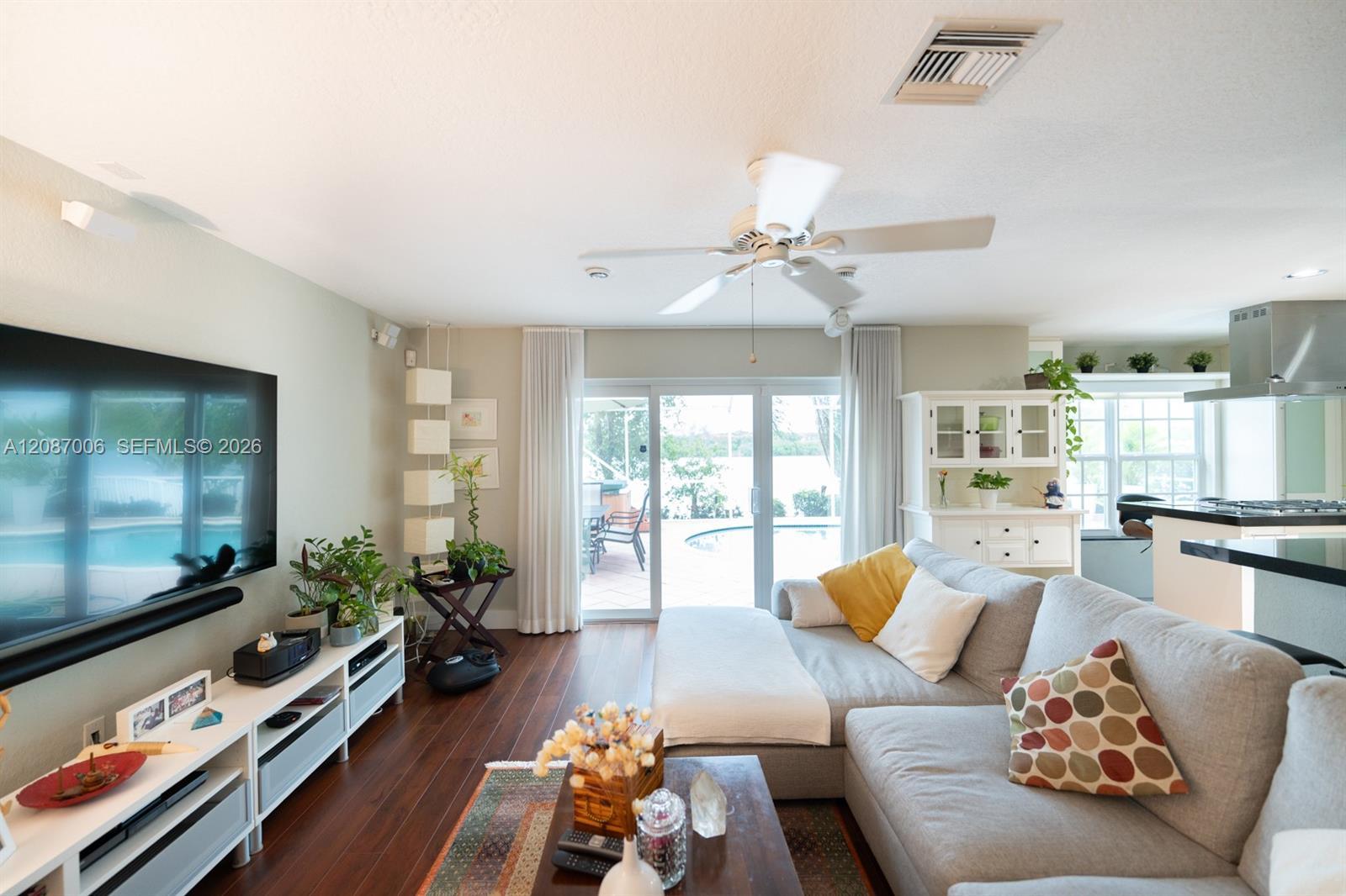 13832 NW 22nd St, Sunrise FL 33323 photo 4