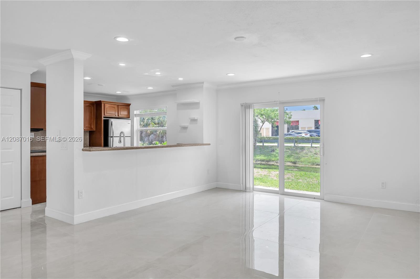 10667 NW 45th St # 10667, Coral Springs FL 33065 photo 2
