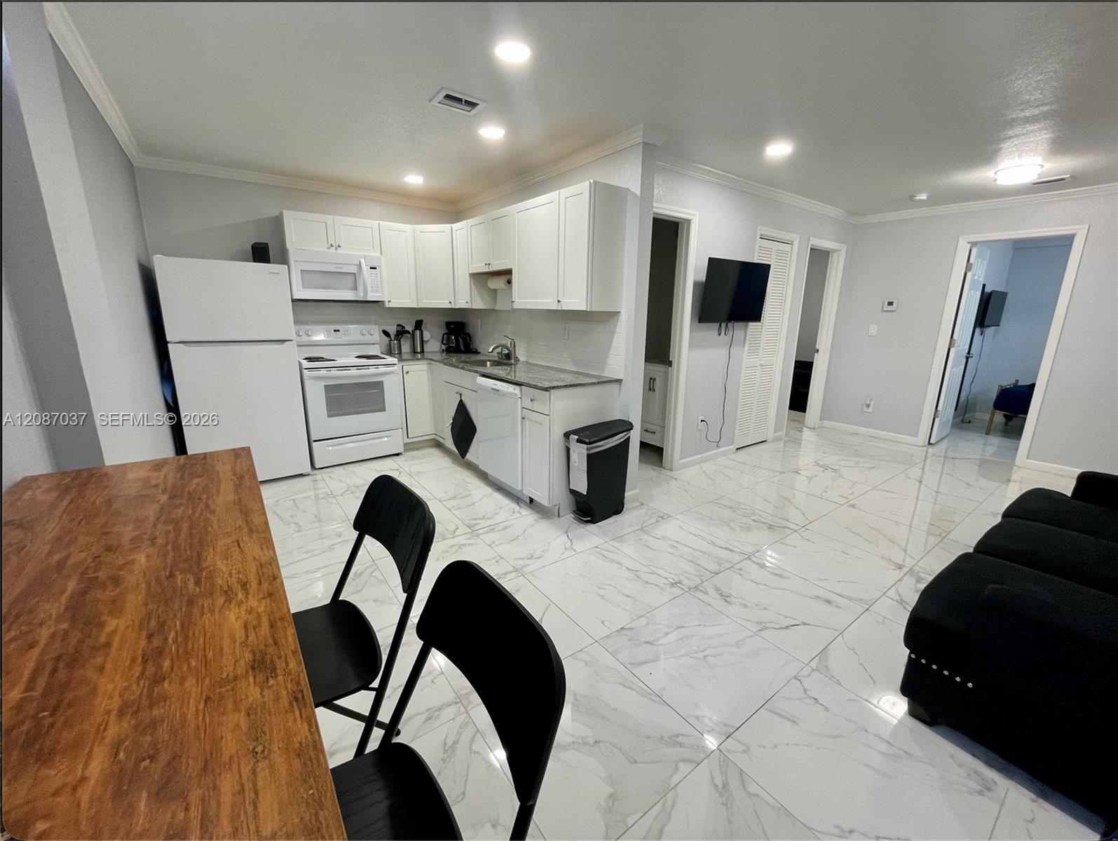2240 Simms St # 2, Hollywood FL 33020