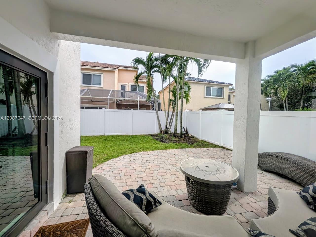 Undisclosed Undisclosed, Pembroke Pines FL 33324 photo 3